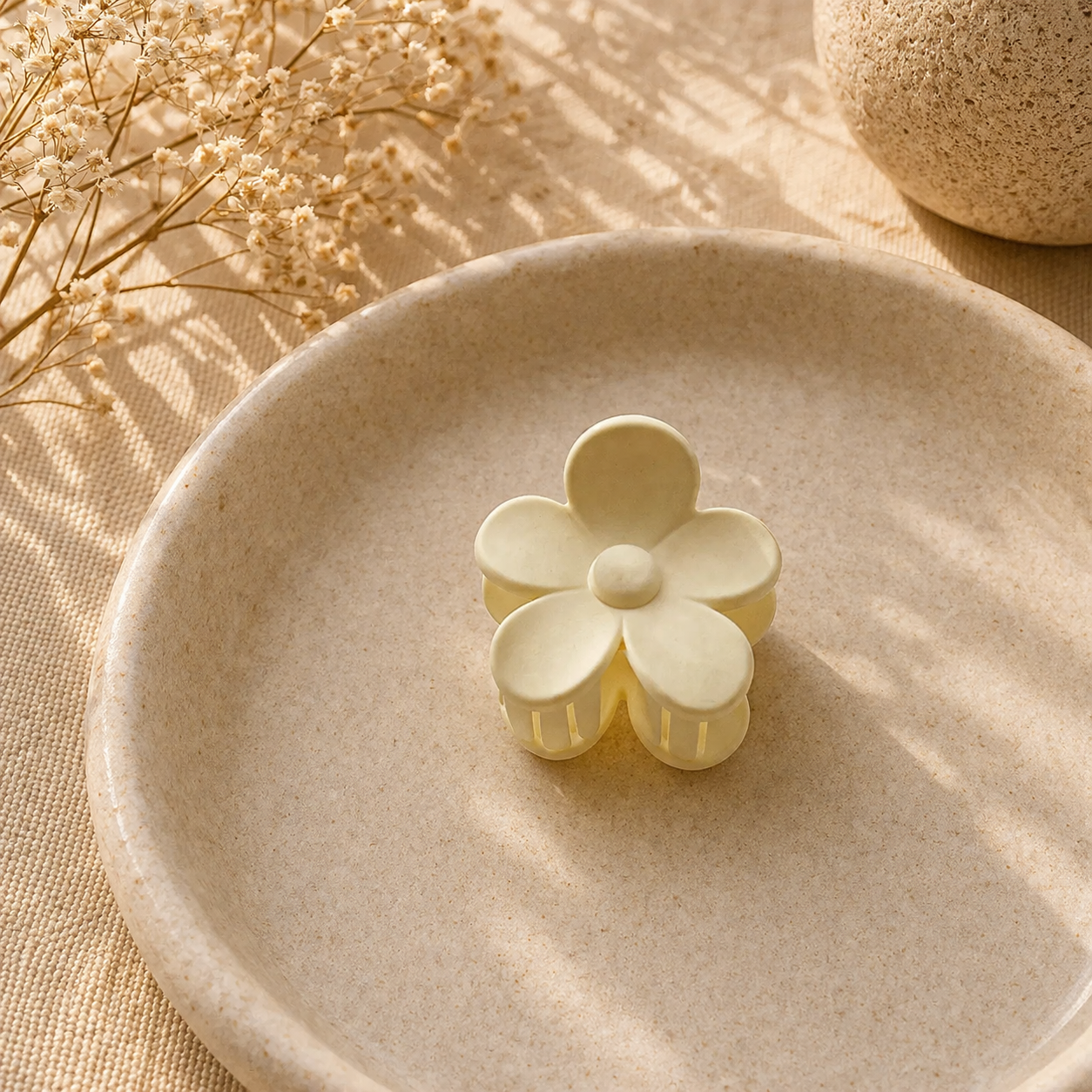 Plumeria Claw Clip Set — close-up of the plumeria flower detailing | Sujify